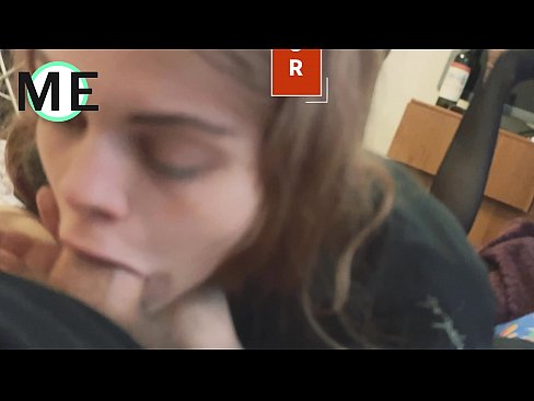 ❤️ Grlo kurac, raztrgane hlačne nogavice in raztrgane pete lepo spoznati ❤️❌ Porno pri nas ️❤